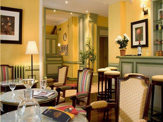 Idol Hotel Paris Restaurant bilde